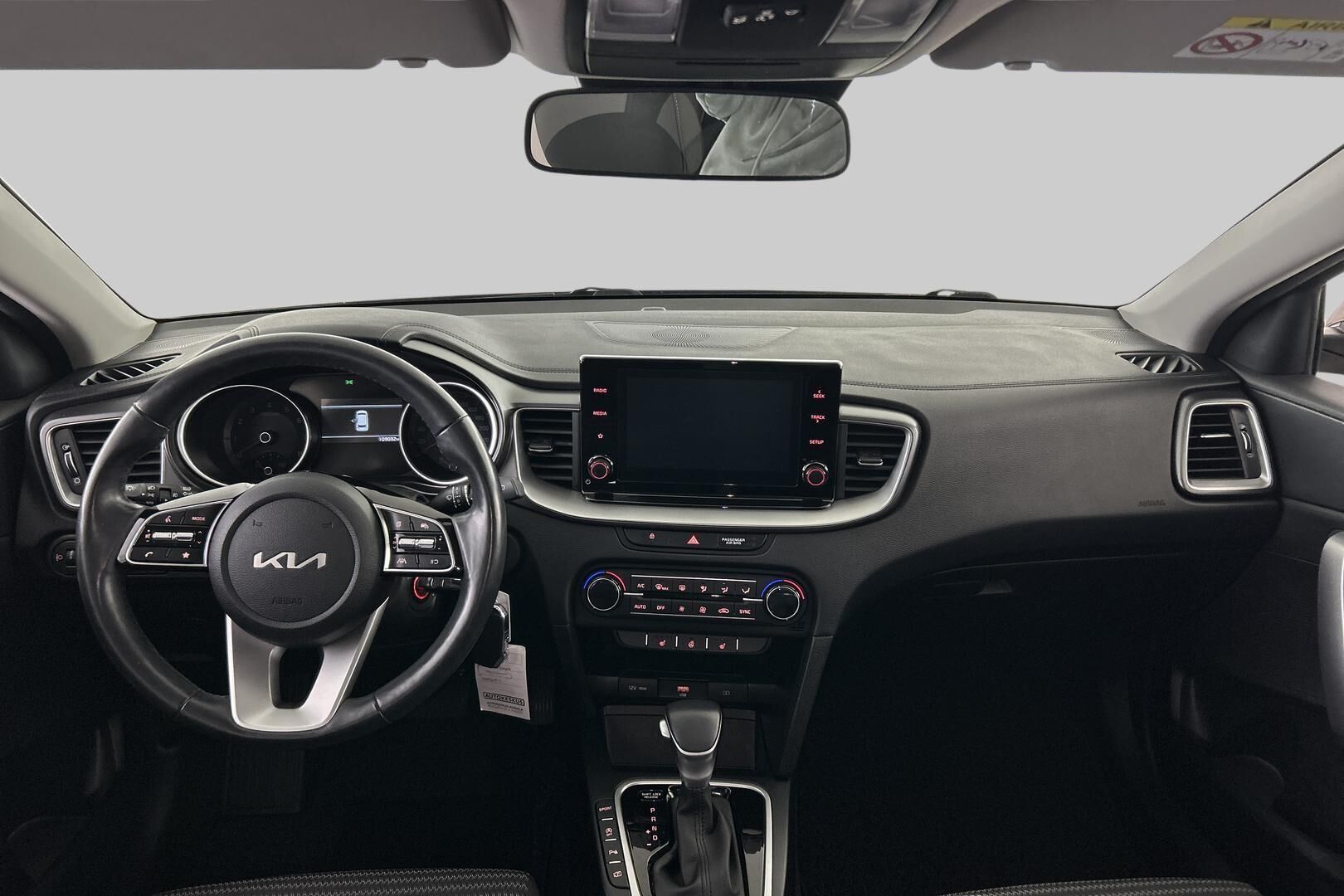 Kia Ceed iso kuva 9