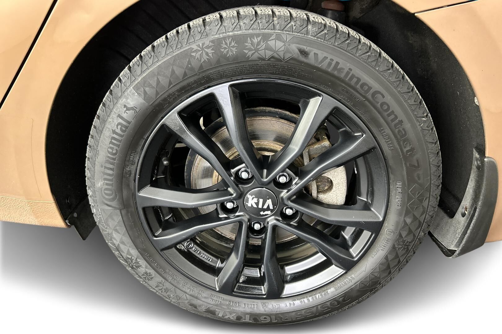 Kia Ceed iso kuva 12