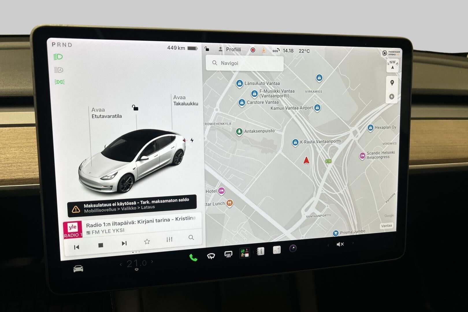 Tesla Model 3 iso kuva 15