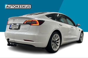 Tesla Model 3 esikatselu 5