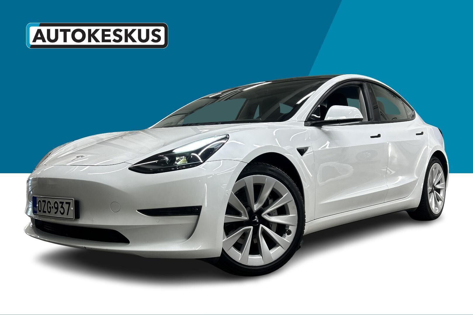 Tesla Model 3 iso kuva 0