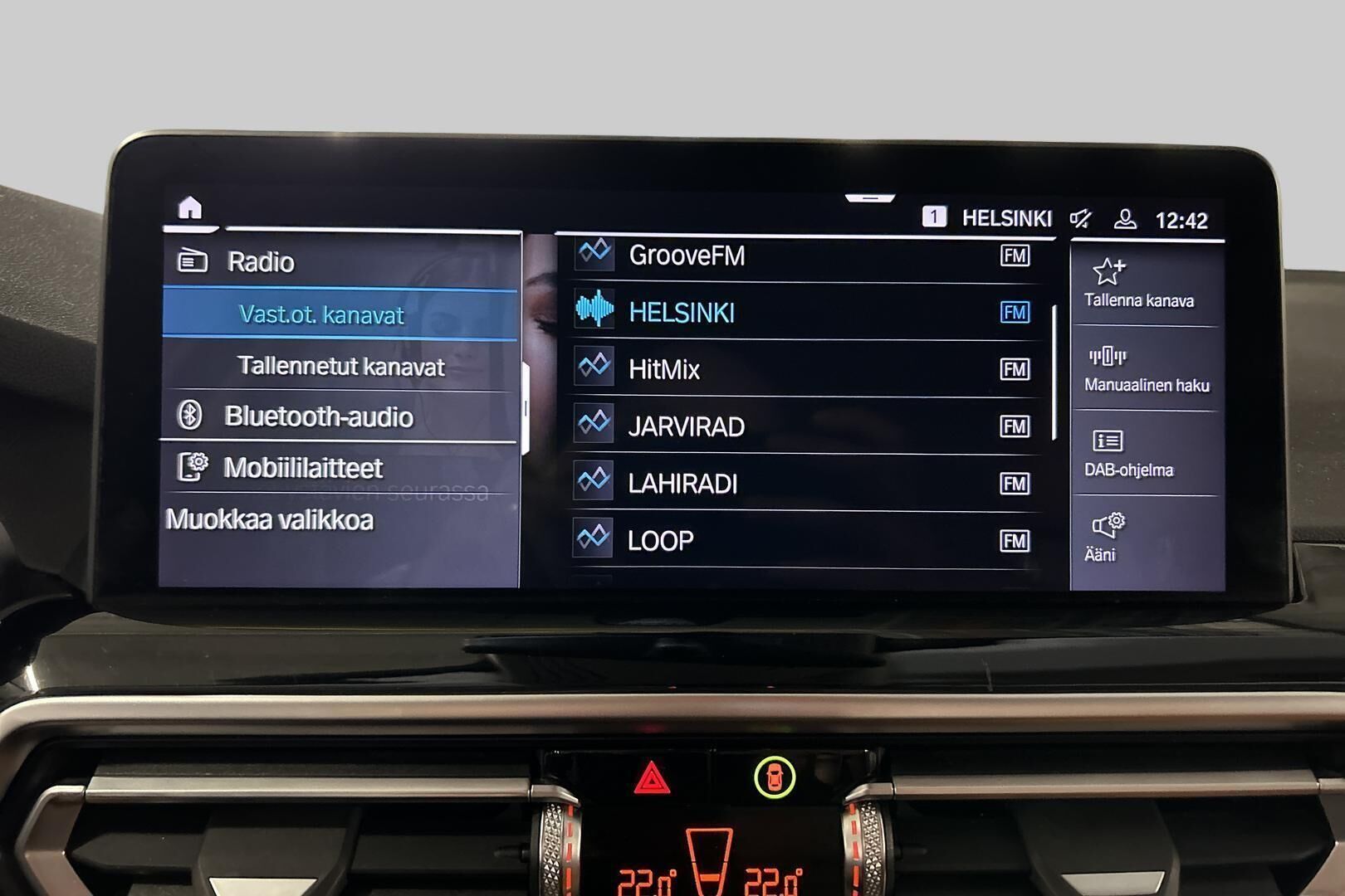 BMW X3 iso kuva 24
