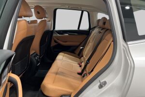 BMW X3 esikatselu 10