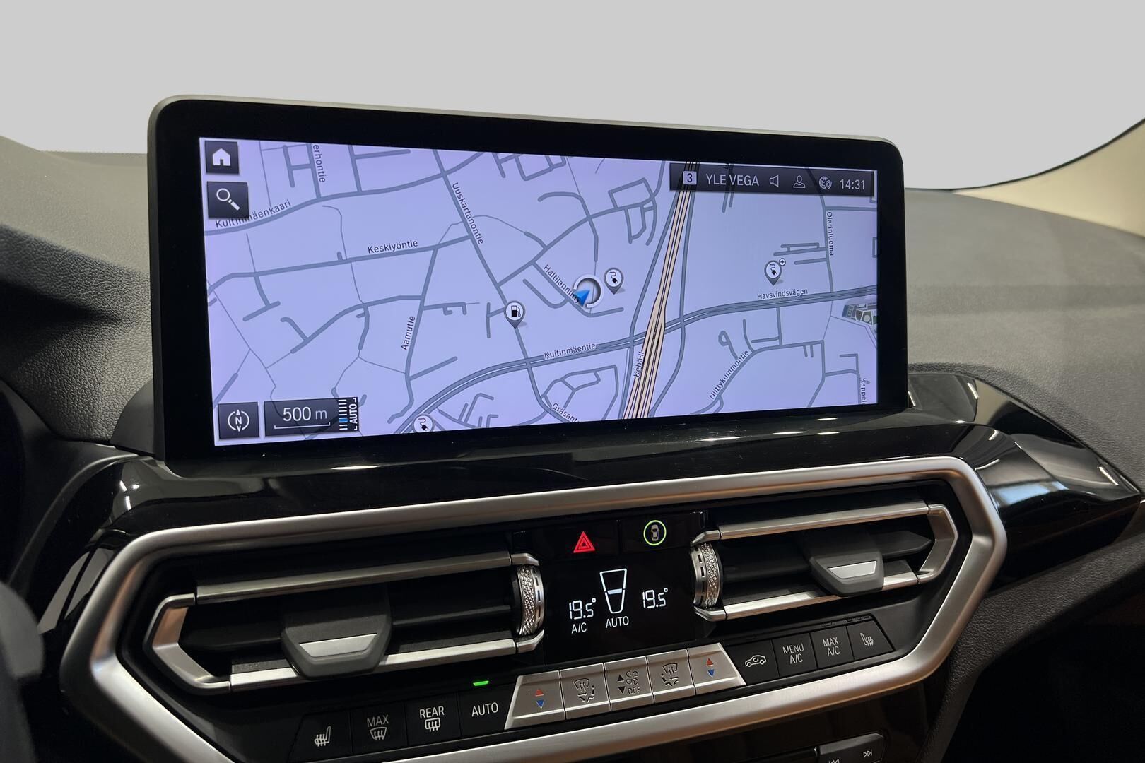 BMW X3 iso kuva 15