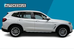 BMW X3 esikatselu 4