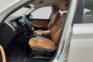 BMW X3 esikatselu 9