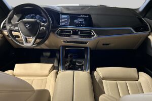 BMW X5 esikatselu 9