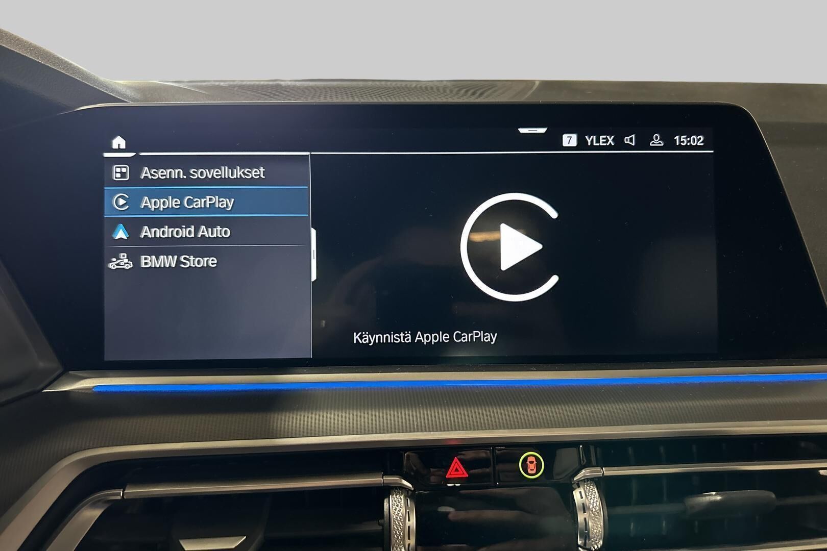BMW X5 iso kuva 23