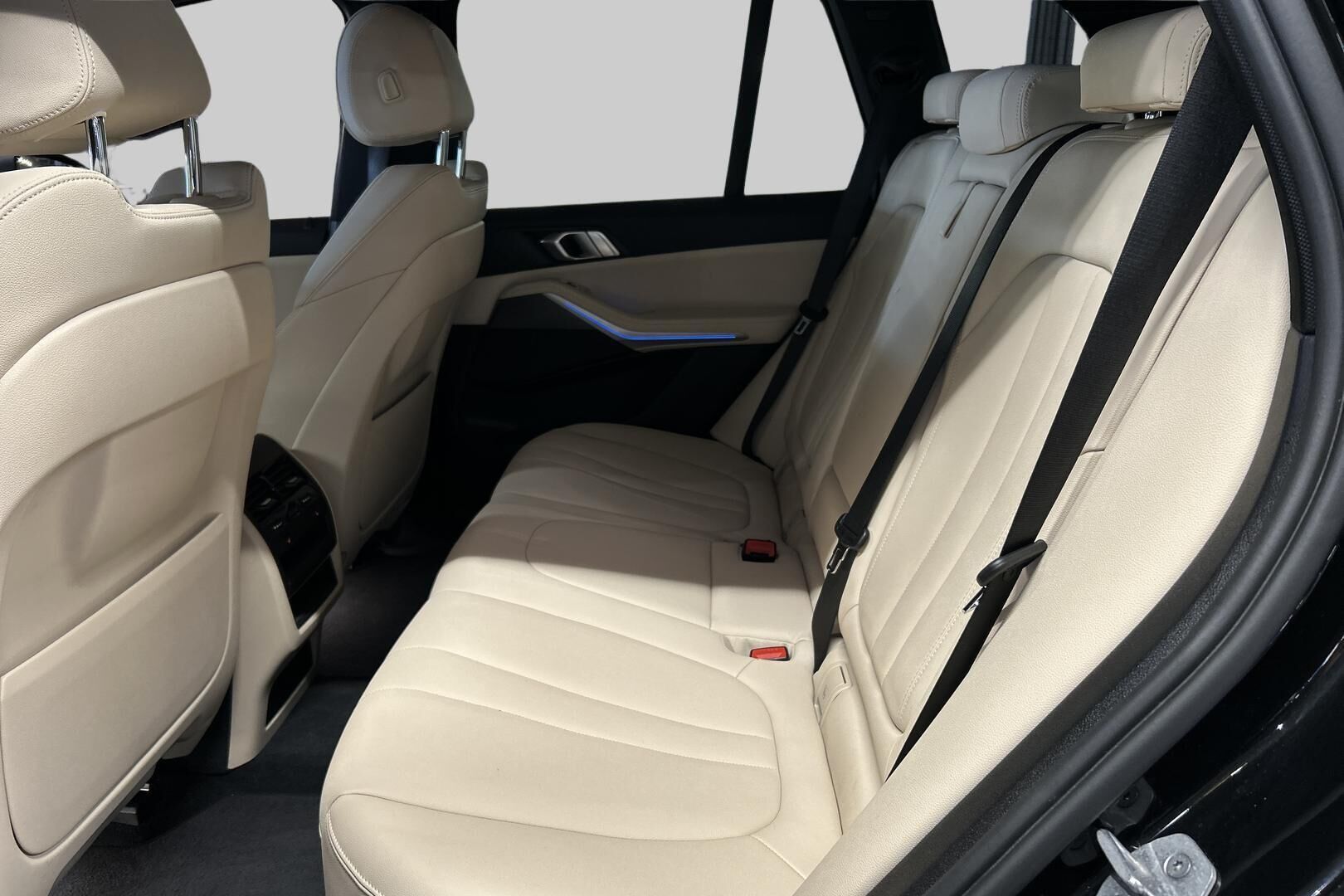 BMW X5 iso kuva 8