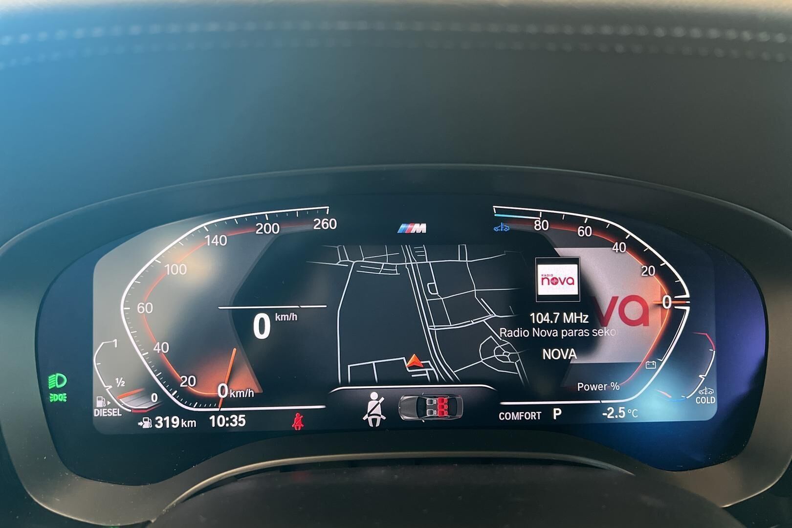 BMW 6-SARJA iso kuva 13