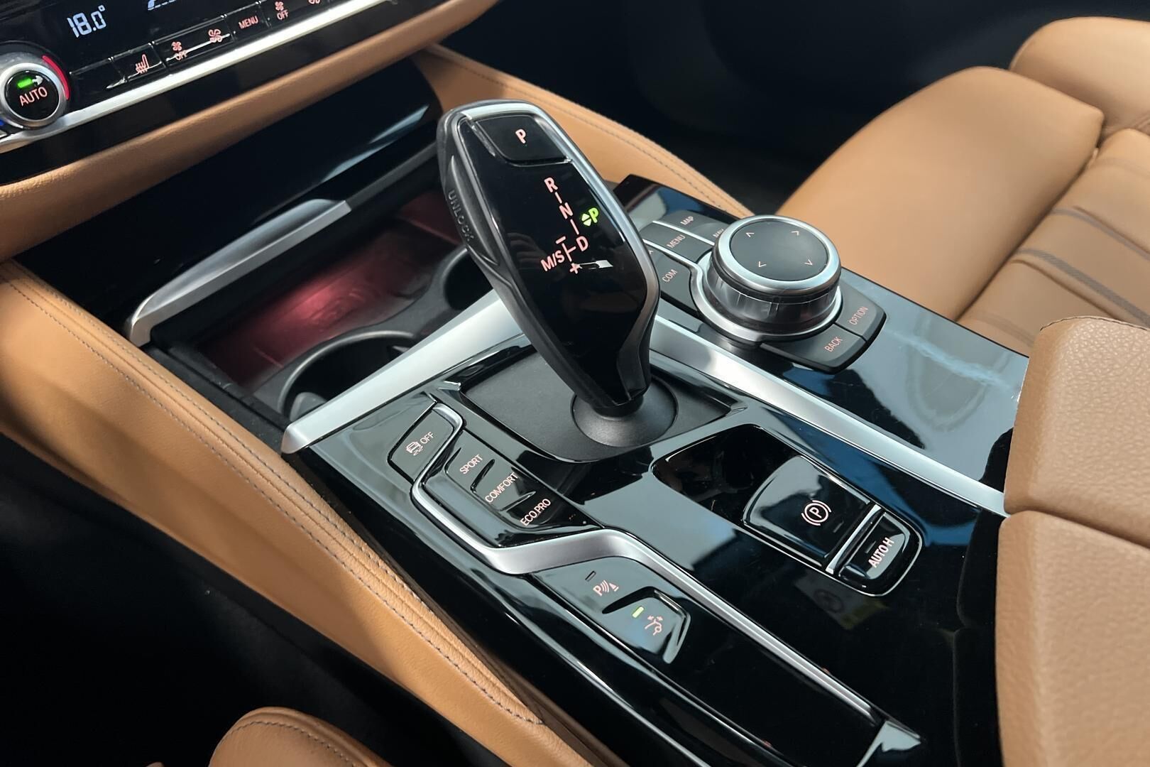 BMW 6-SARJA iso kuva 15