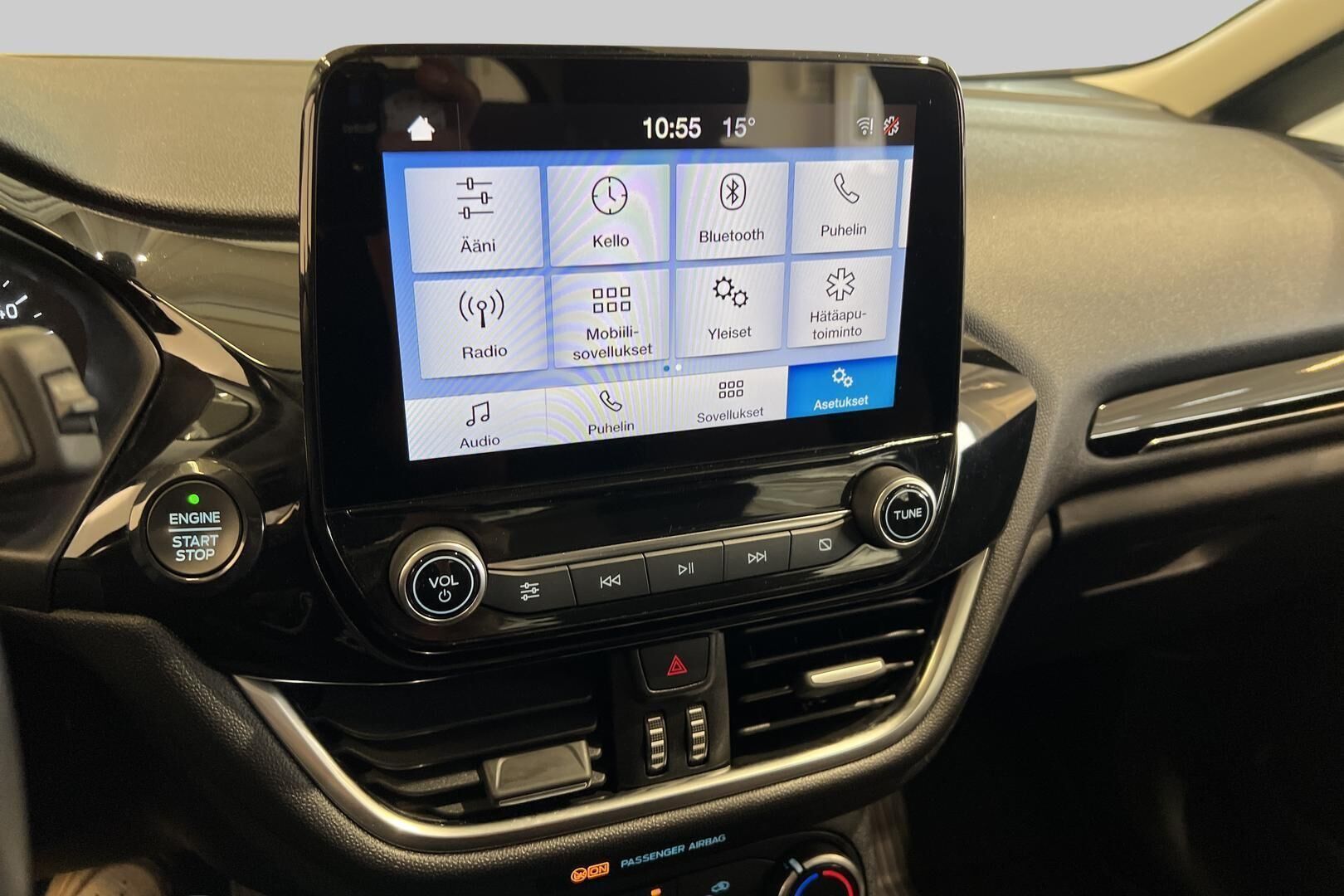 Ford Fiesta iso kuva 15