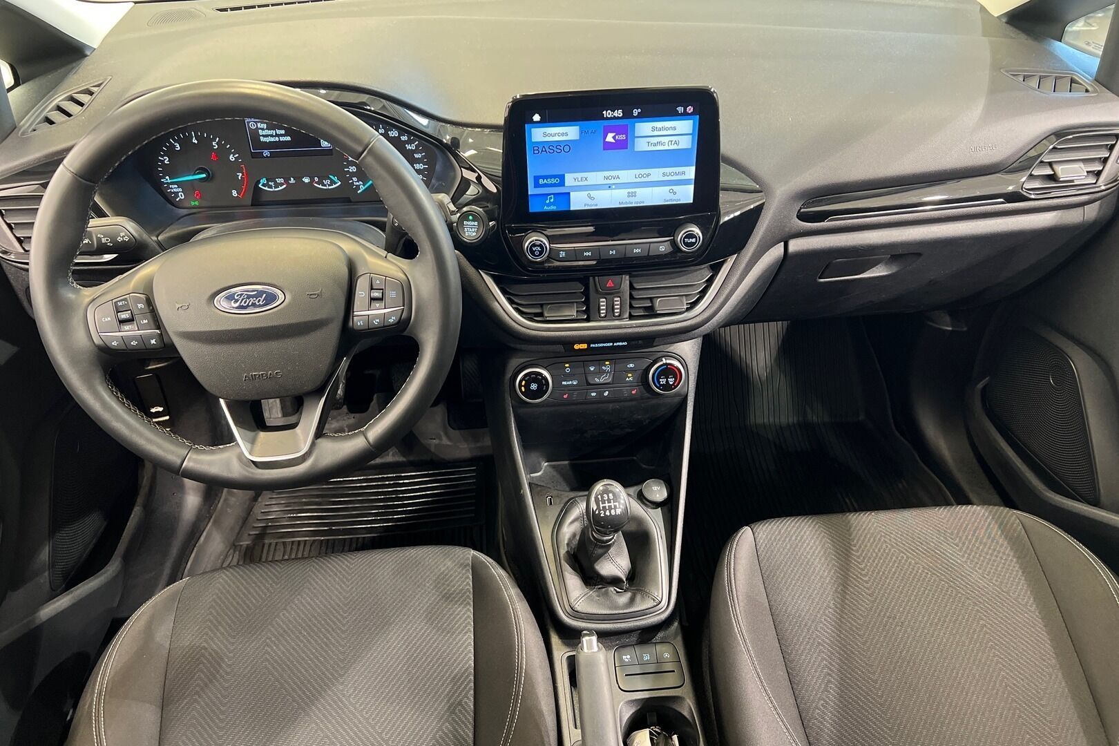 Ford Fiesta iso kuva 2