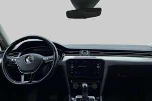 Volkswagen Passat esikatselu 1