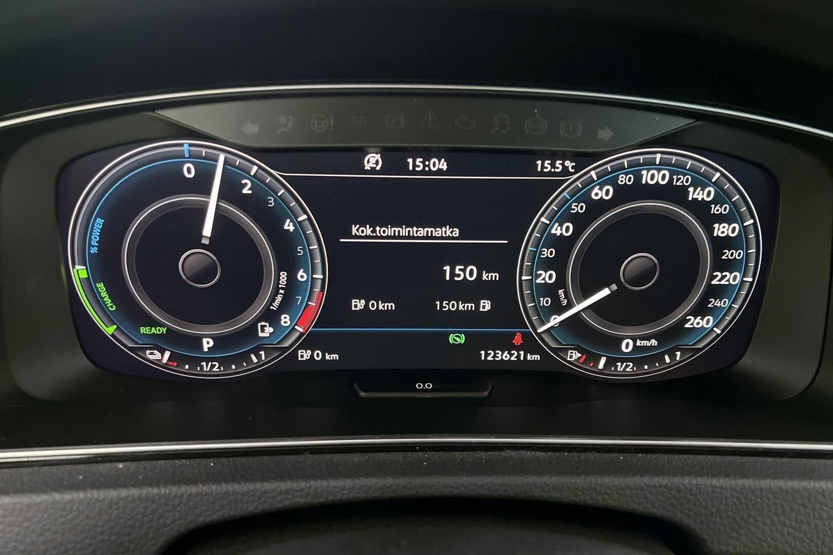 Volkswagen Golf iso kuva 14