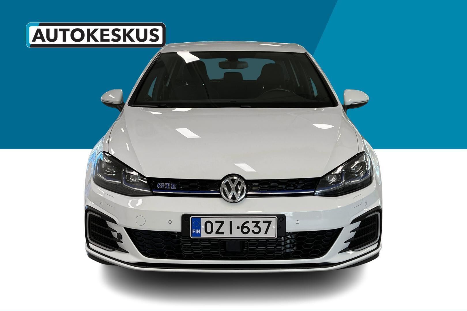 Volkswagen Golf iso kuva 2