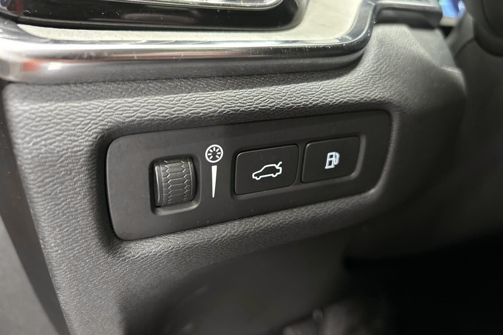 Volvo V60 iso kuva 16