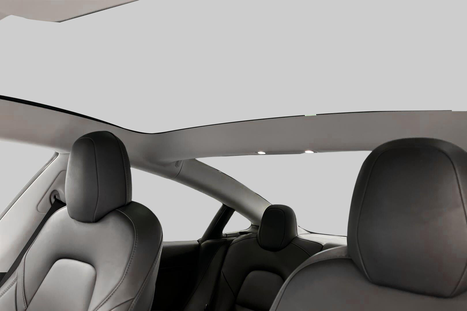 Tesla Model 3 iso kuva 12