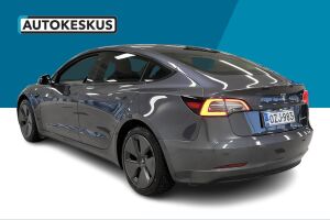 Tesla Model 3 esikatselu 4