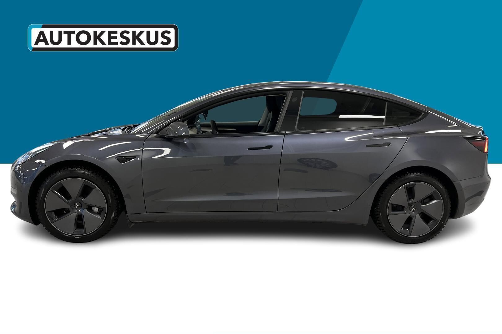 Tesla Model 3 iso kuva 5