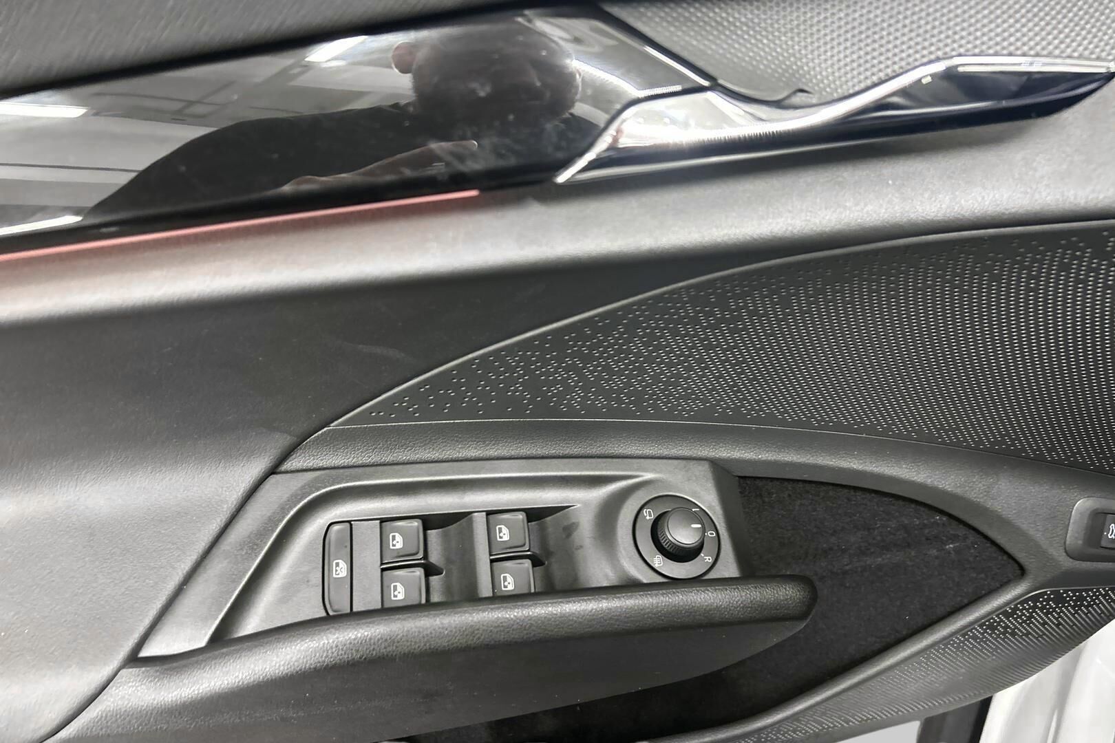 Skoda Enyaq iso kuva 25