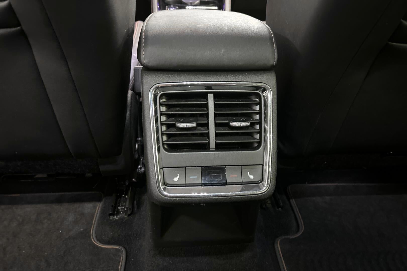 Skoda Enyaq iso kuva 27
