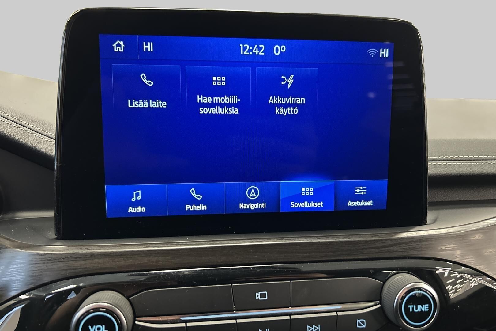 Ford Kuga iso kuva 16