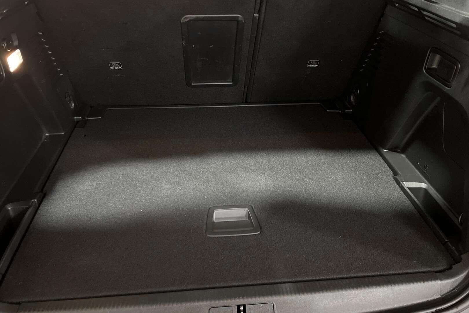 Peugeot 3008 iso kuva 12