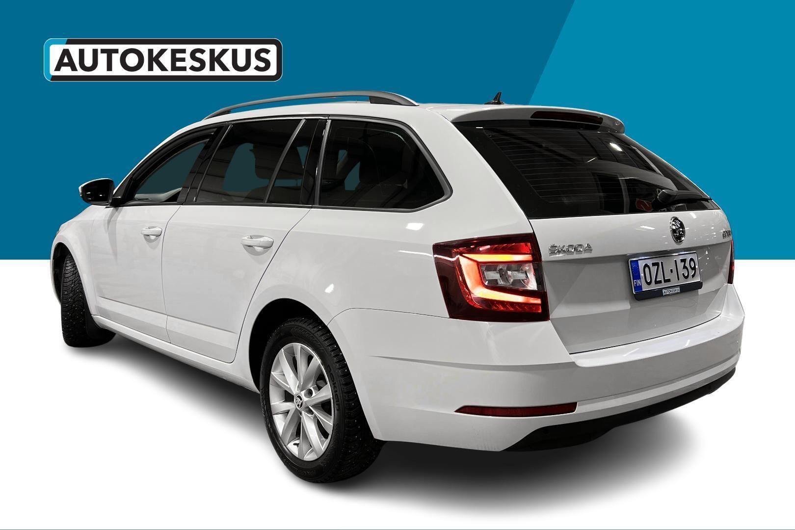 Skoda Octavia iso kuva 6