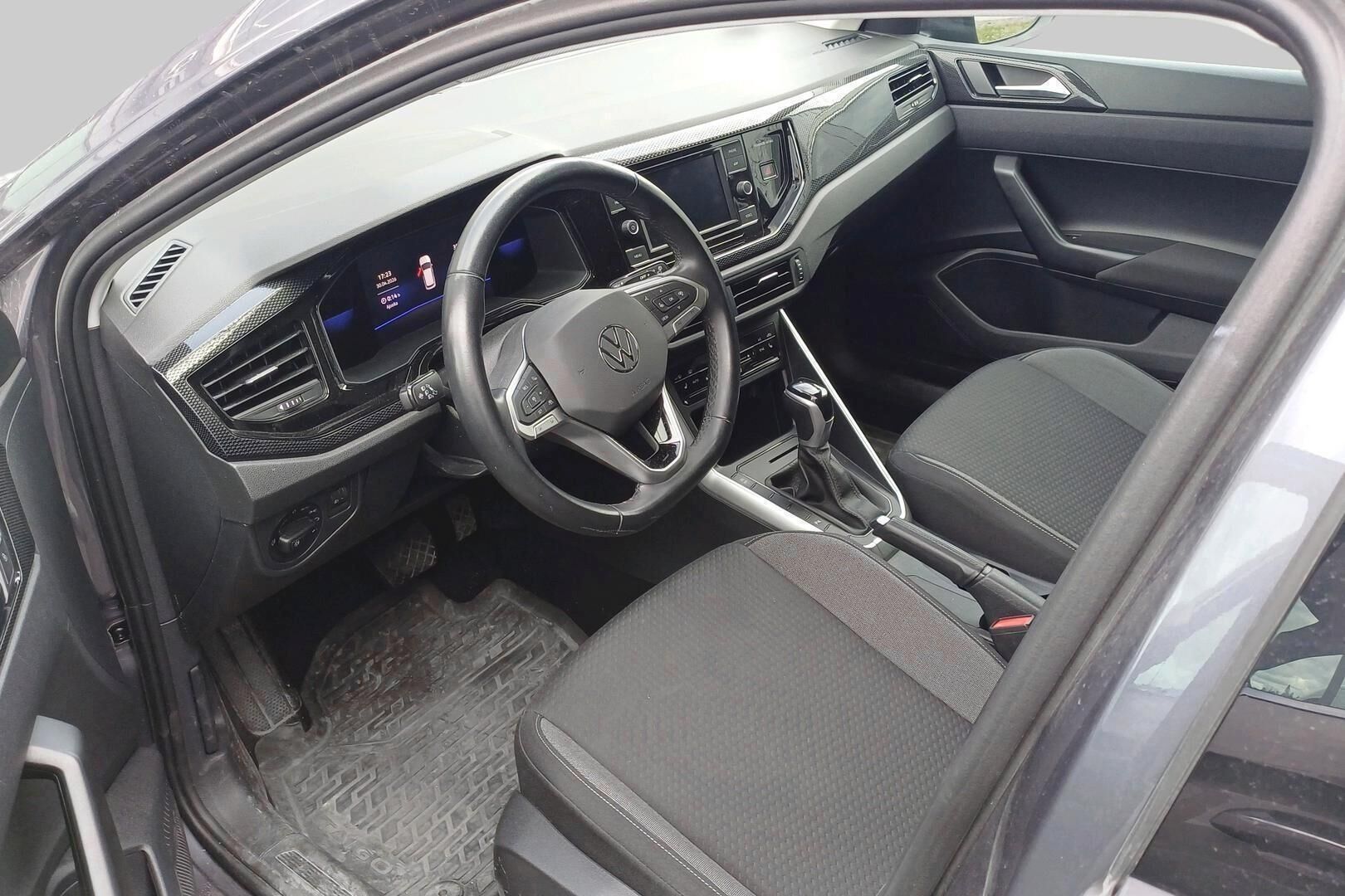 Volkswagen Taigo iso kuva 2