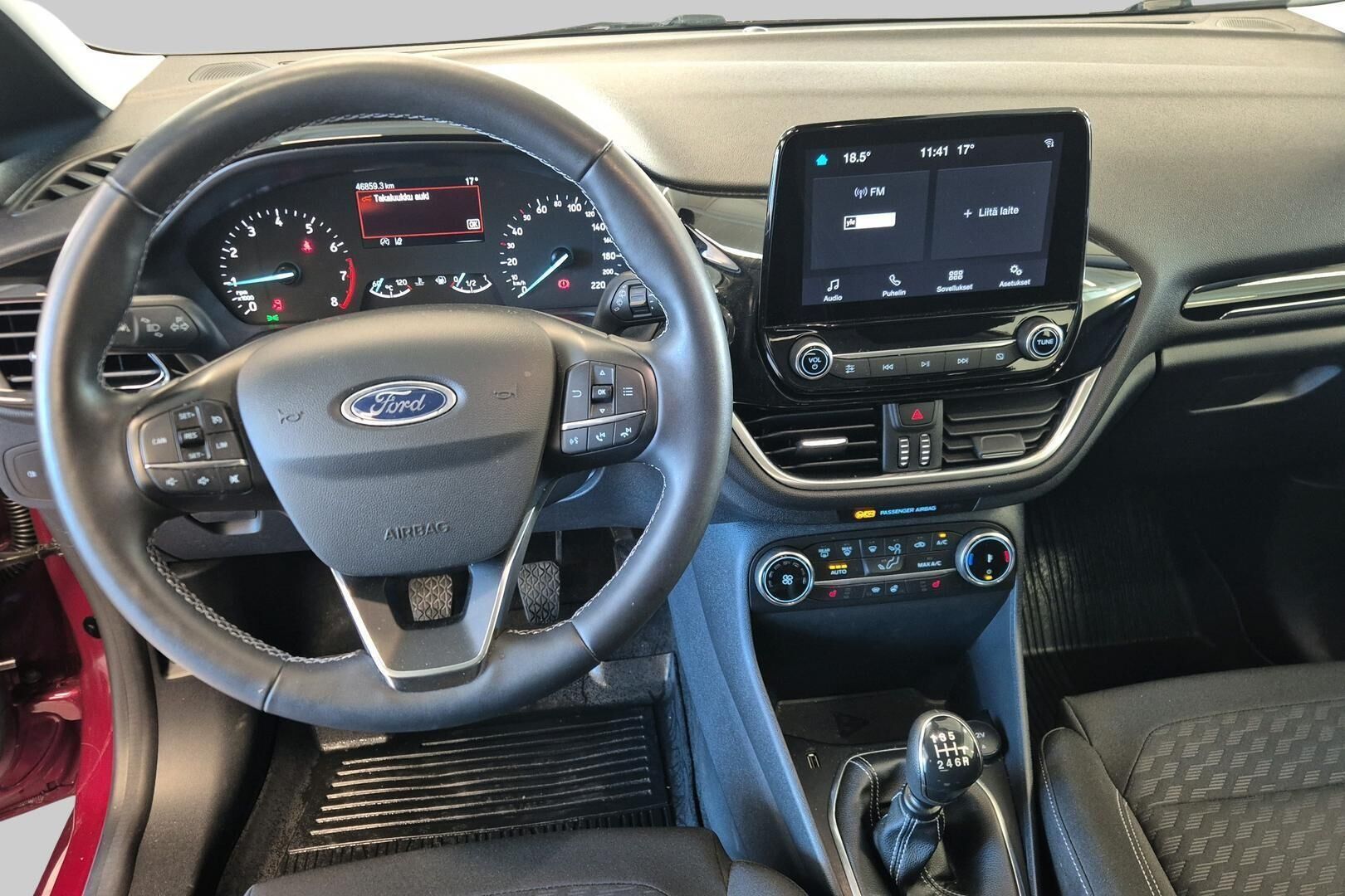 Ford Fiesta iso kuva 11