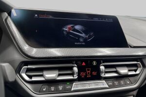 BMW M235 esikatselu 37