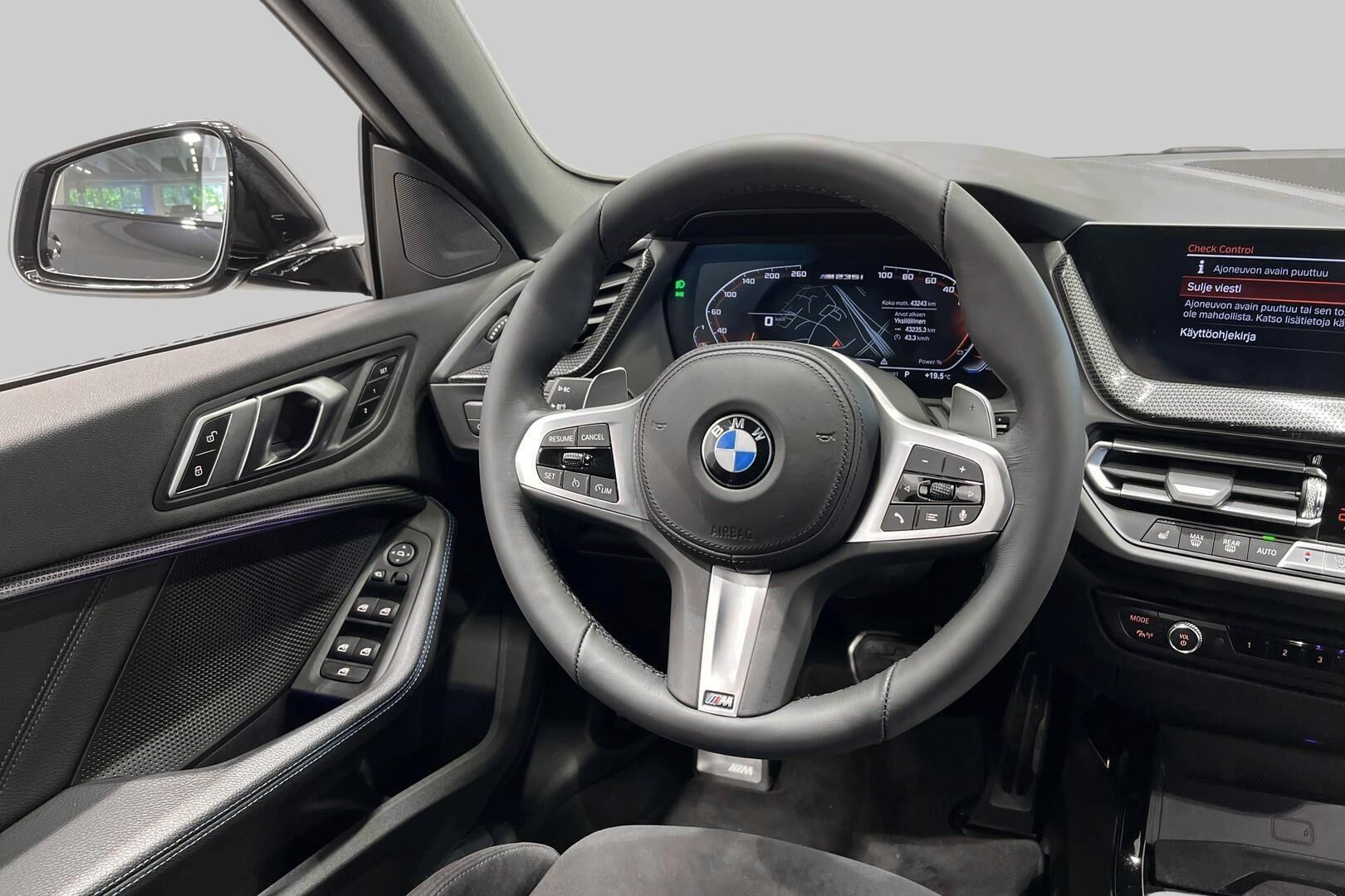 BMW 2-sarja iso kuva 33