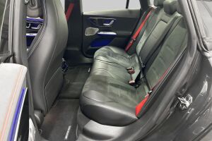 Mercedes-Benz EQE esikatselu 10