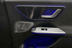 Mercedes-Benz EQE esikatselu 25