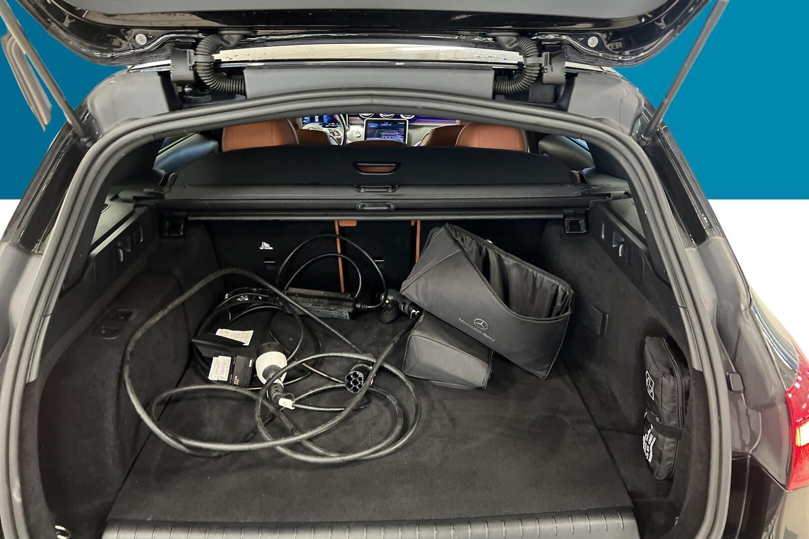 Mercedes-Benz C iso kuva 12