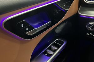 Mercedes-Benz C esikatselu 17