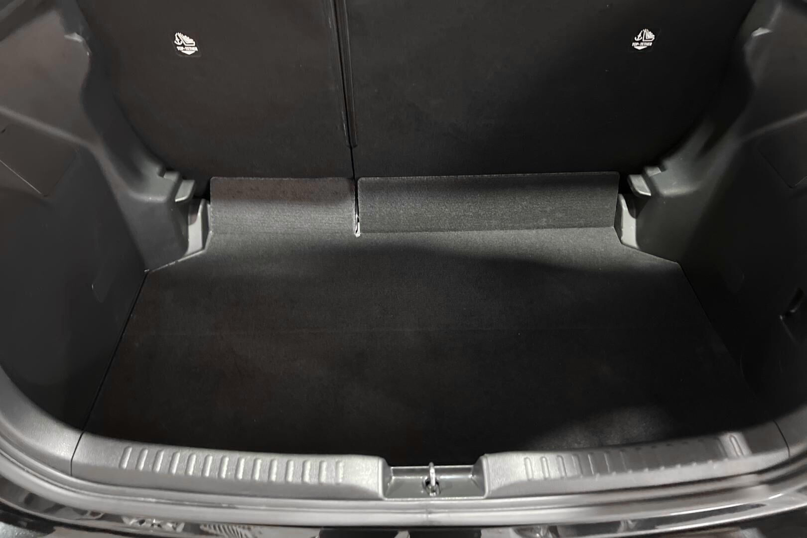 Toyota Yaris iso kuva 12