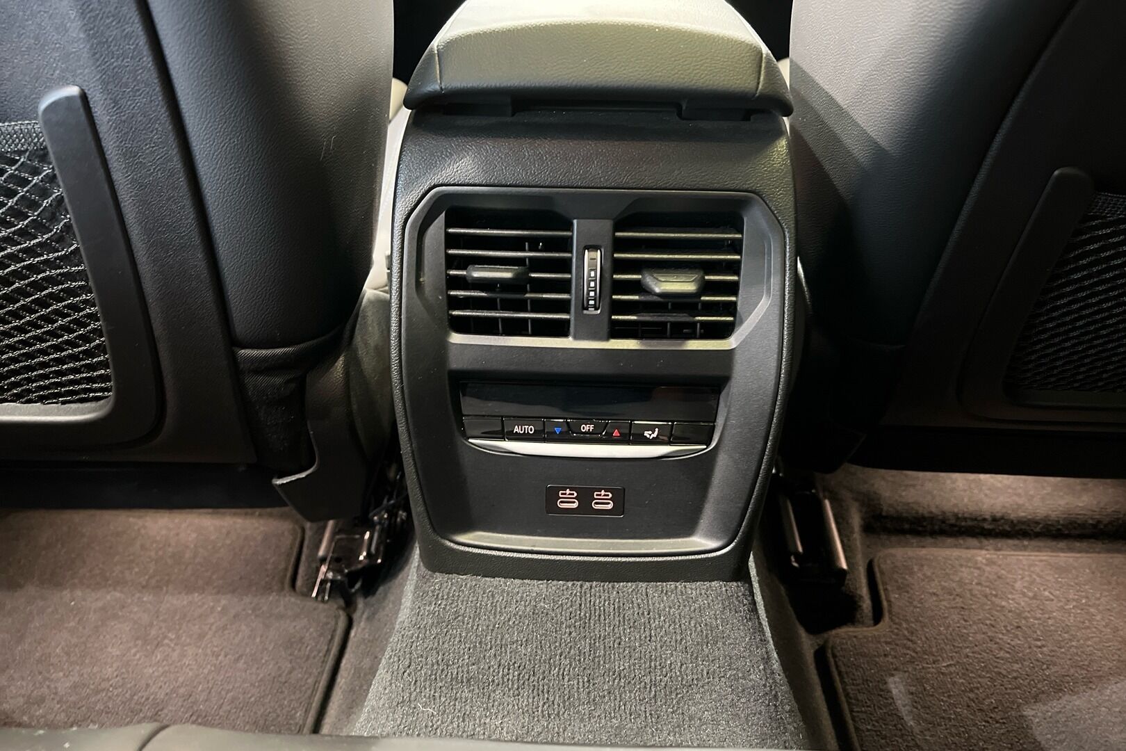 BMW 3-SARJA iso kuva 16