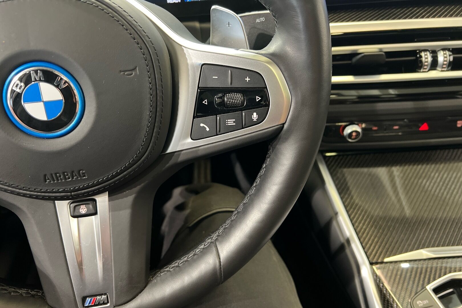 BMW 3-SARJA iso kuva 17