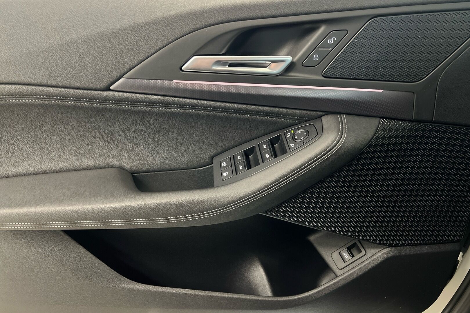 BMW 2-sarja iso kuva 11