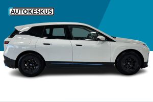 BMW iX esikatselu 18