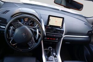 Mitsubishi Eclipse Cross esikatselu 2