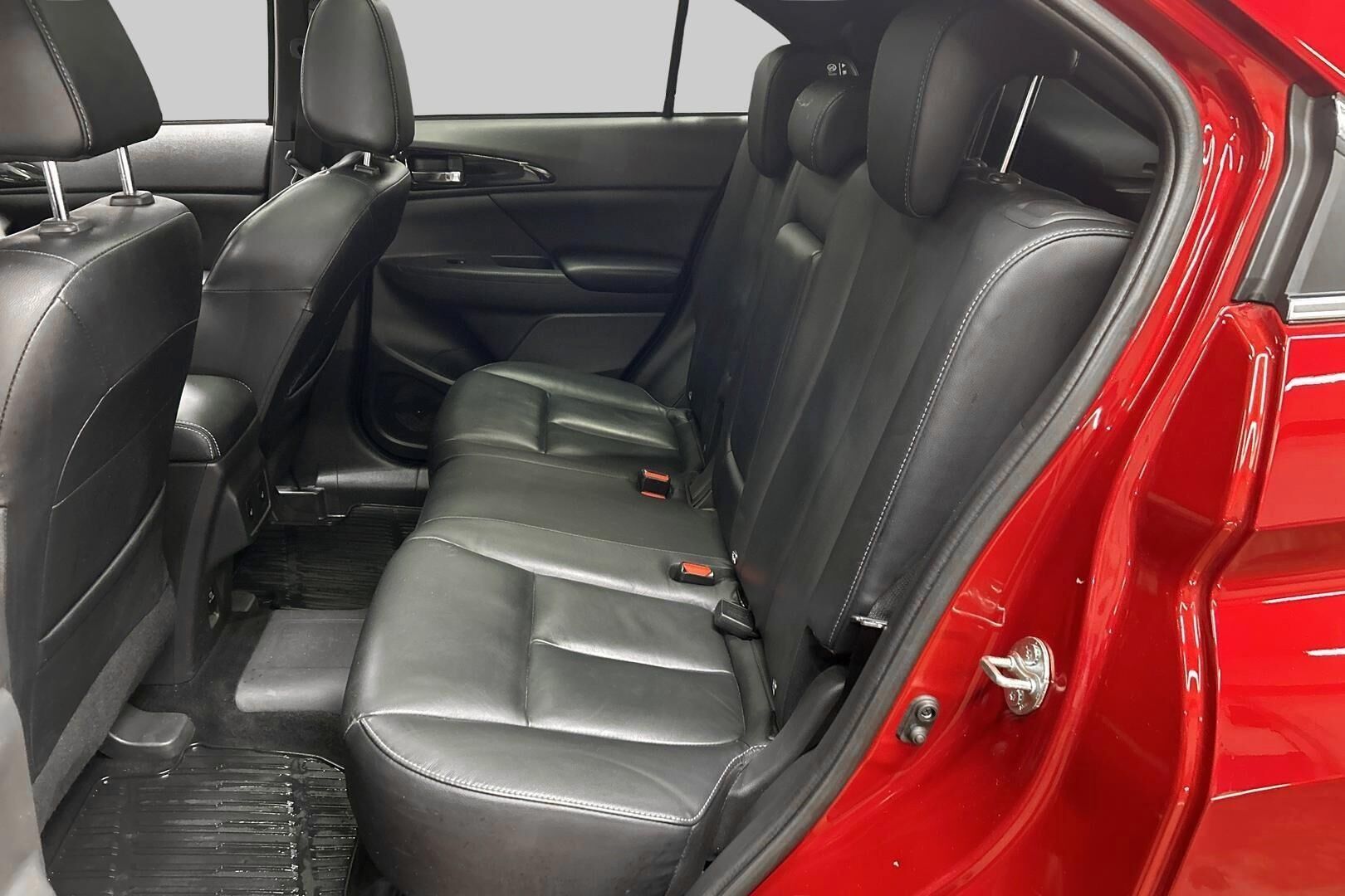 Mitsubishi Eclipse Cross iso kuva 9