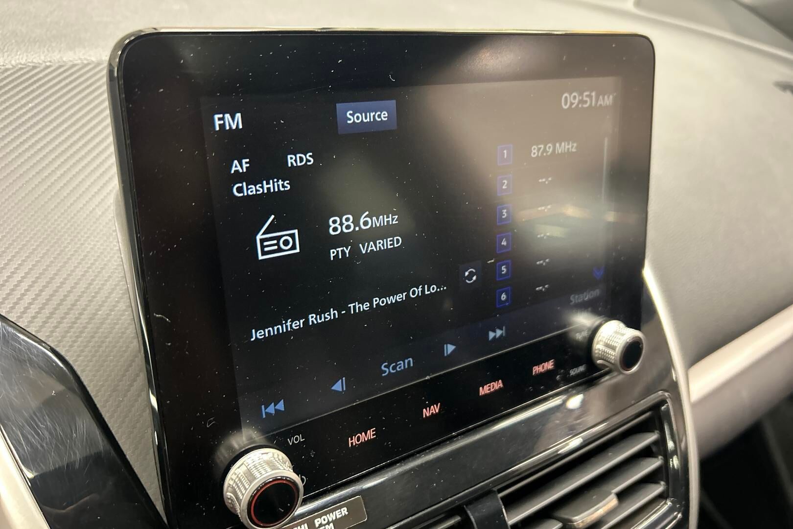 Mitsubishi Eclipse Cross iso kuva 14