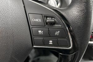 Mitsubishi Eclipse Cross esikatselu 16