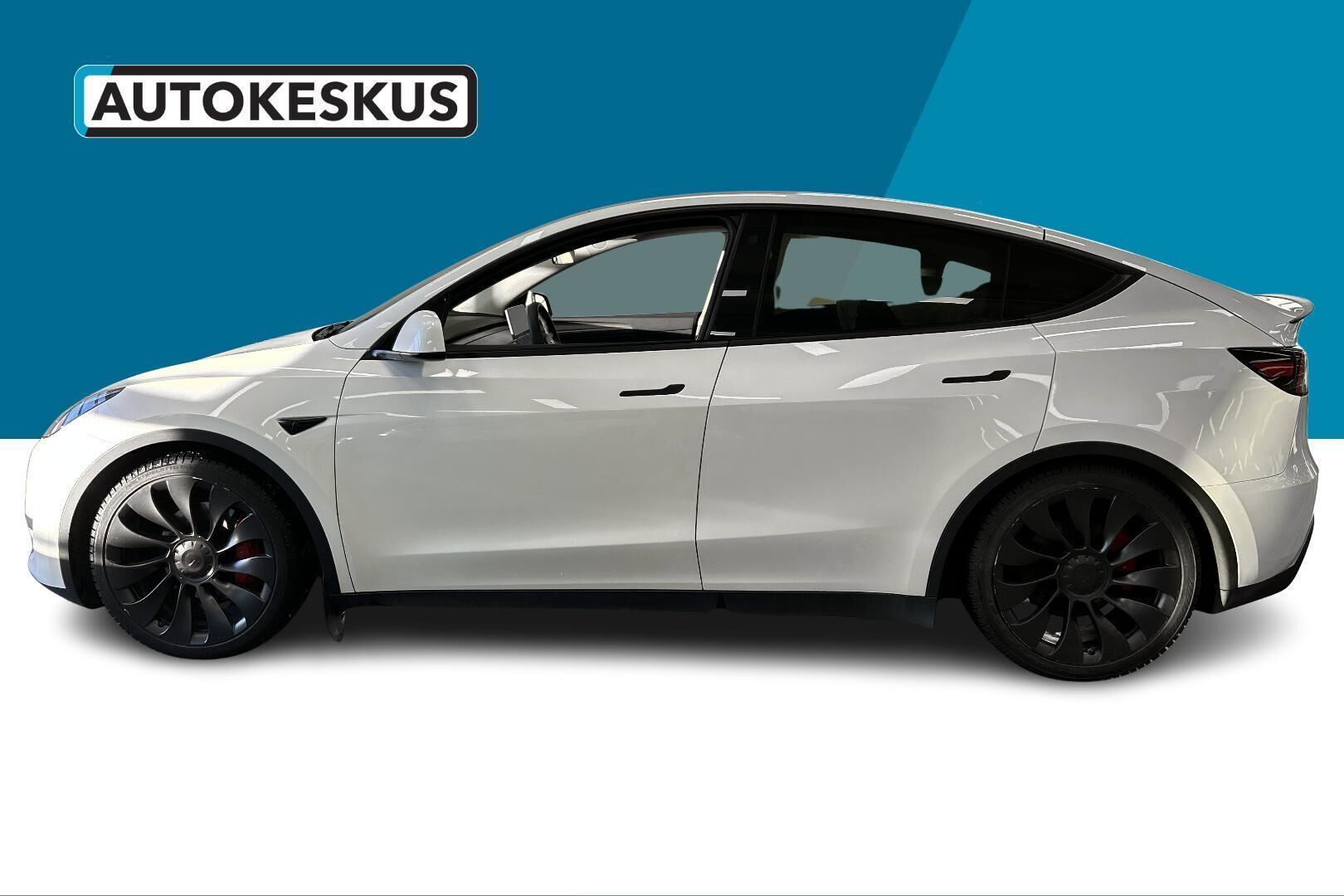 Tesla Model Y iso kuva 9