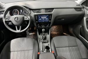 Skoda Octavia esikatselu 10