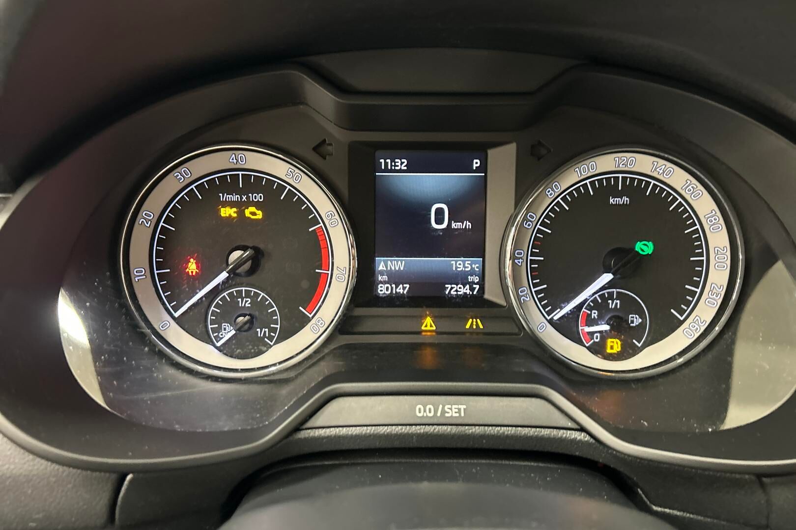 Skoda Octavia iso kuva 13