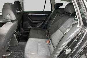 Skoda Octavia esikatselu 9